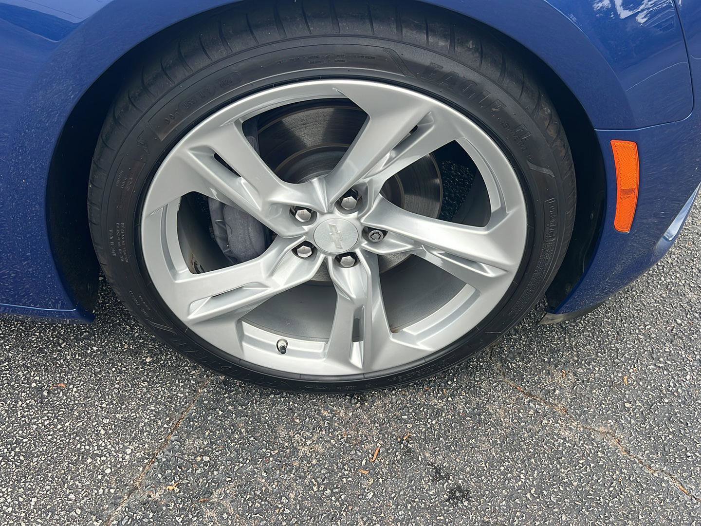 Used 2020 Chevrolet Camaro SS RWD image 35