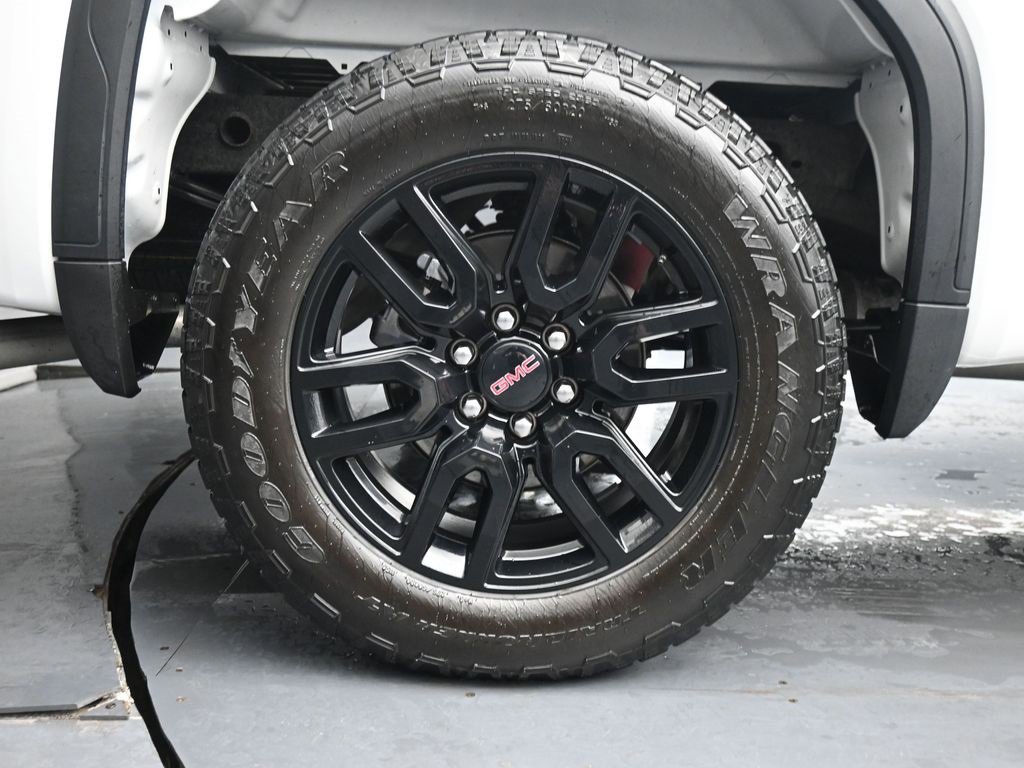 Used 2025 GMC Sierra 1500 Pro w/ Graphite Edition image 10