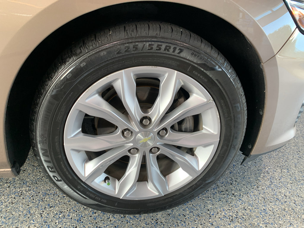 Used 2019 Chevrolet Malibu LT FWD image 33