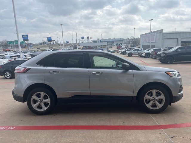 Used 2020 Ford Edge SE image 5