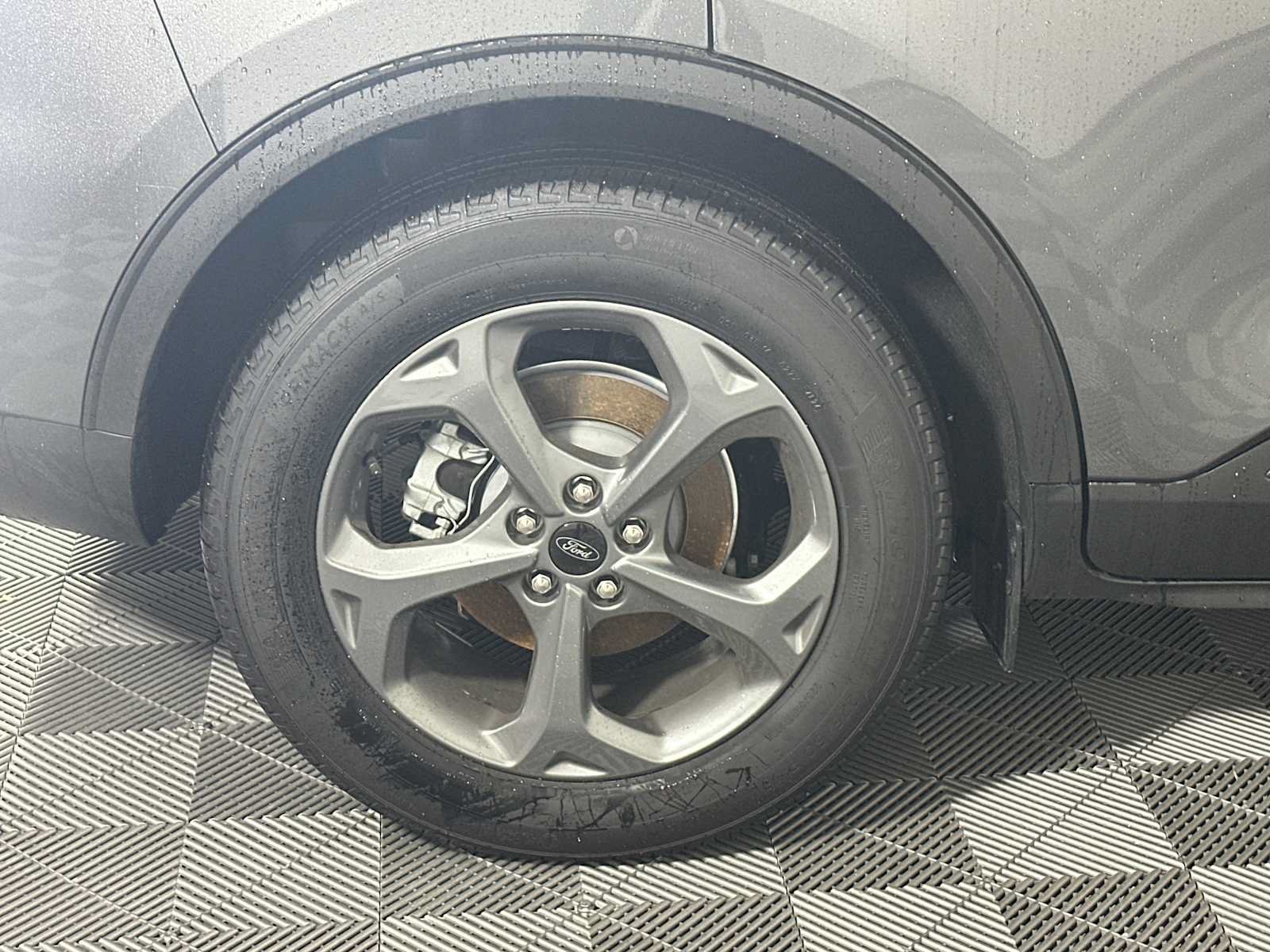 Used 2025 Ford Escape ST-Line w/ Tech Pack #1 FWD image 19