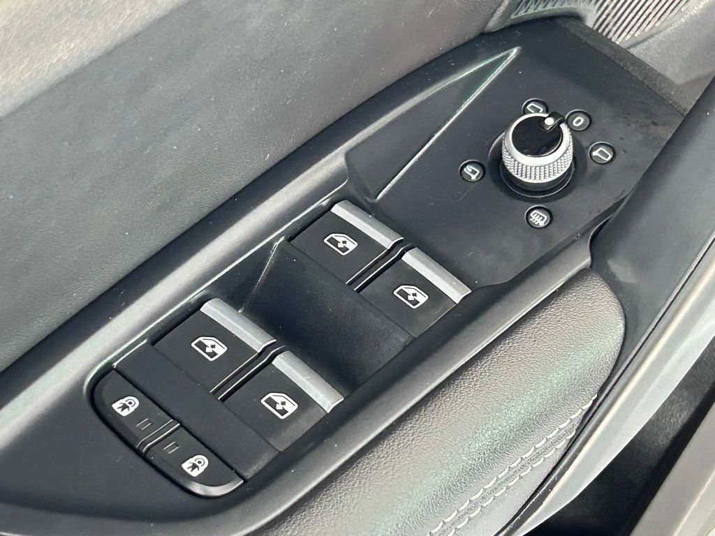 Used 2023 Audi Q5 2.0T Premium Plus w/ Premium Plus Package image 36