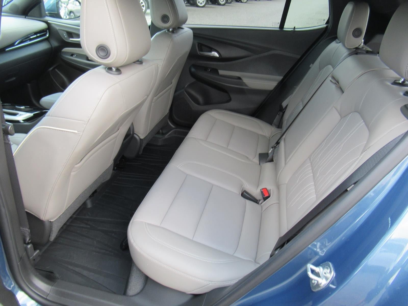 Used 2024 Buick Envista Avenir FWD image 31