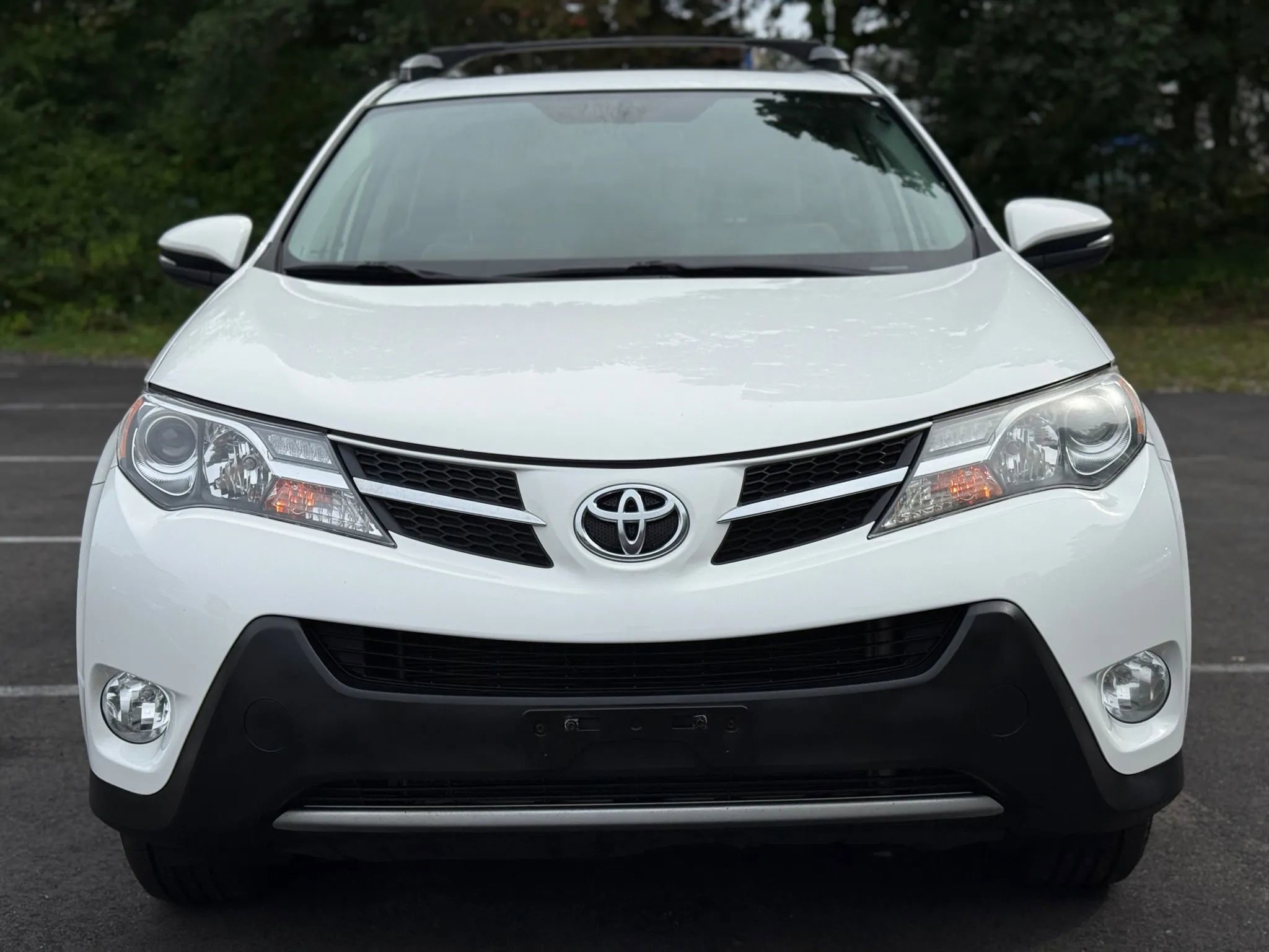 Used 2013 Toyota RAV4 XLE image 2