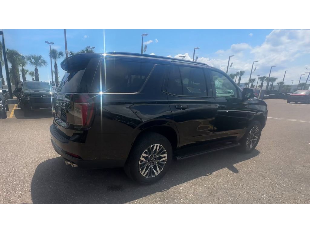 Used 2025 Chevrolet Tahoe Z71 AWD/4WD image 2