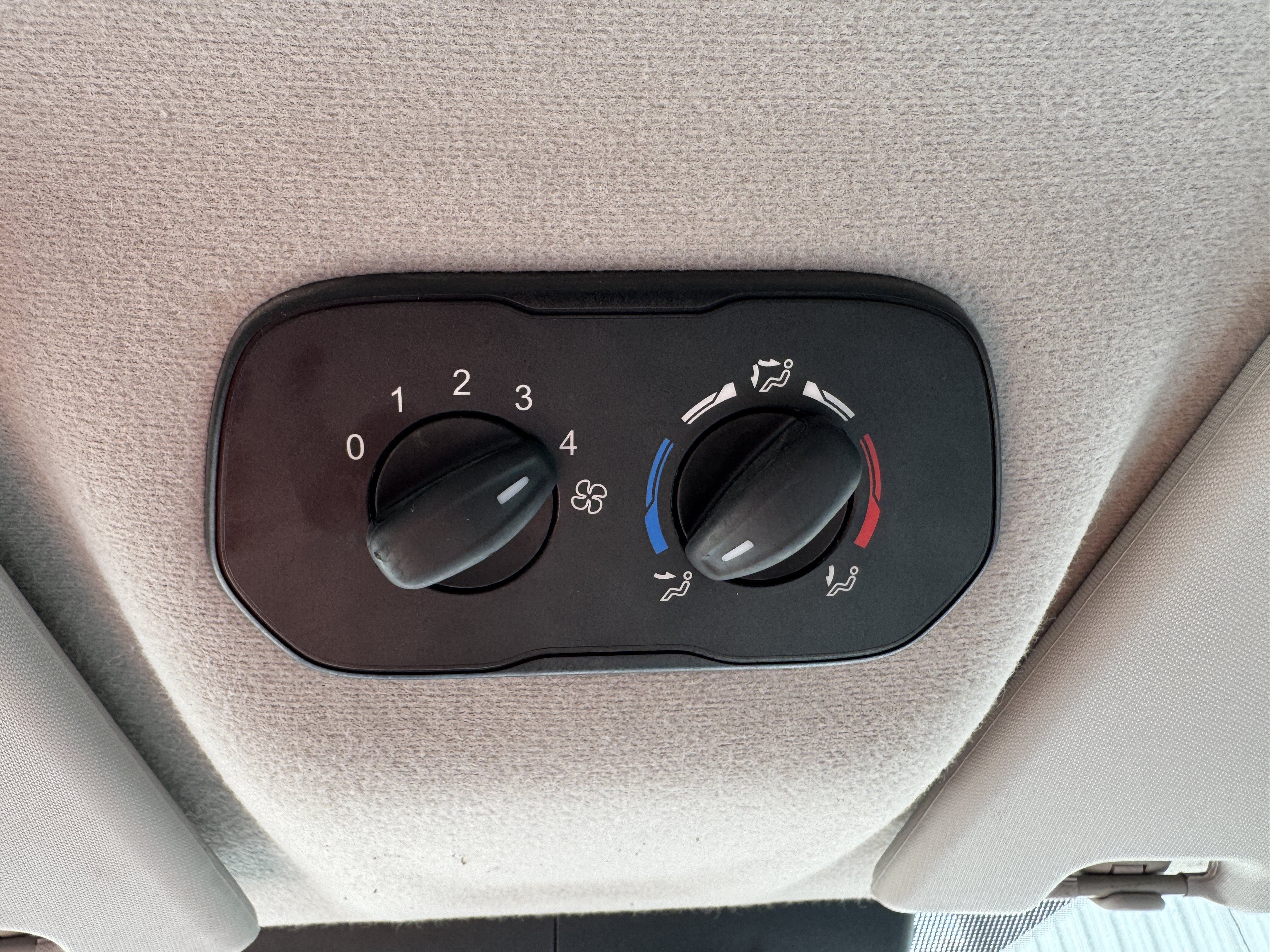 Used 2016 Ford Transit 350 XL RWD image 24