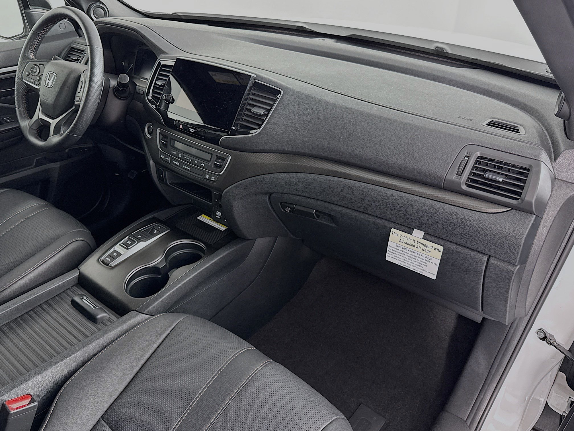 Certified 2023 Honda Passport TrailSport image 29