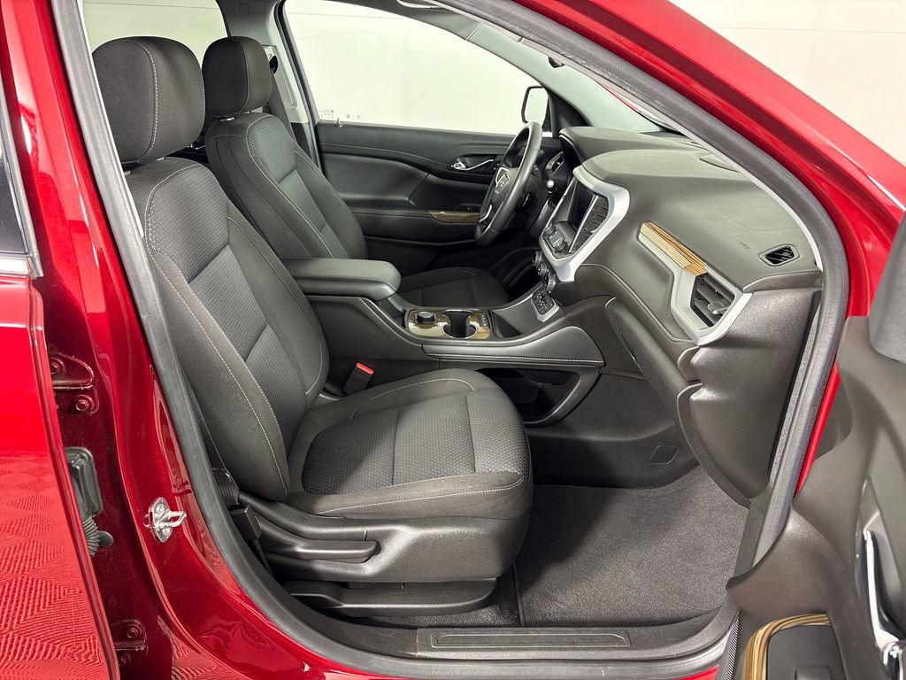 Used 2023 GMC Acadia SLE FWD image 6