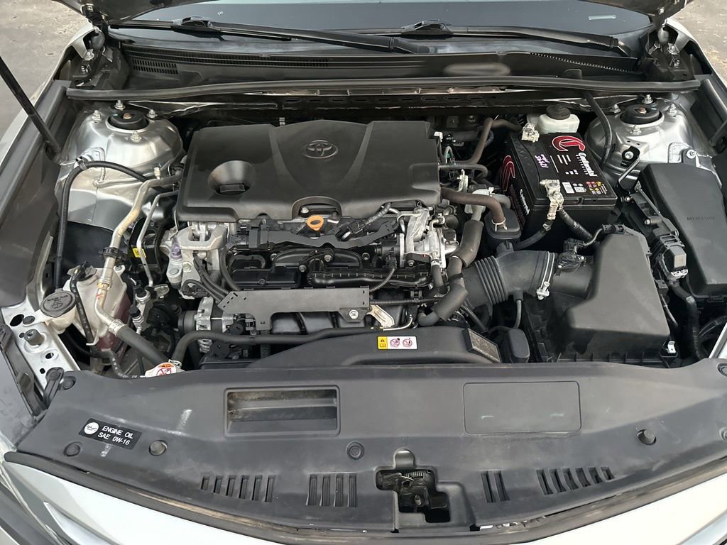 Used 2019 Toyota Camry XSE image 9