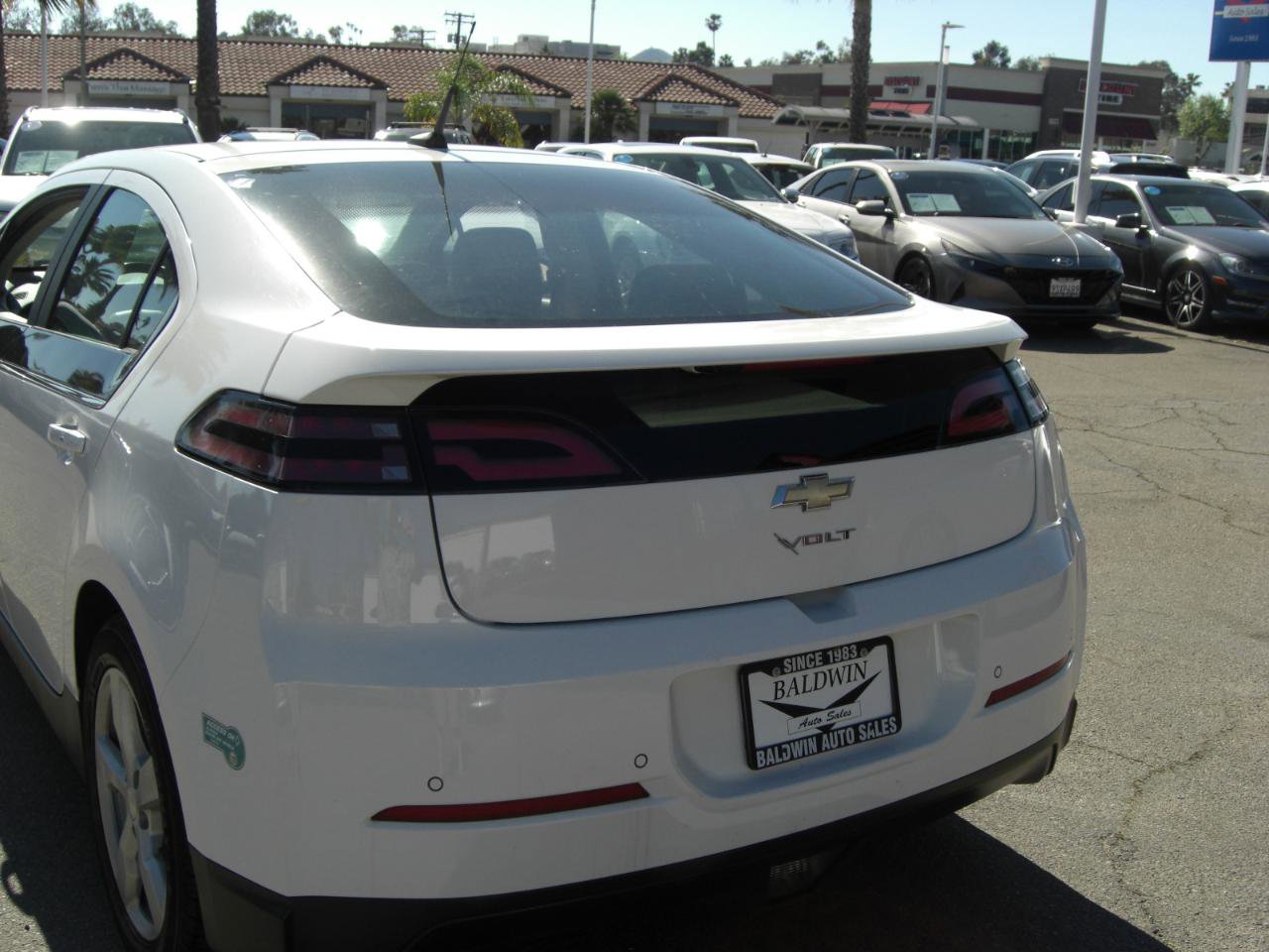 Used 2014 Chevrolet Volt Premium w/ Premium Trim Package image 12