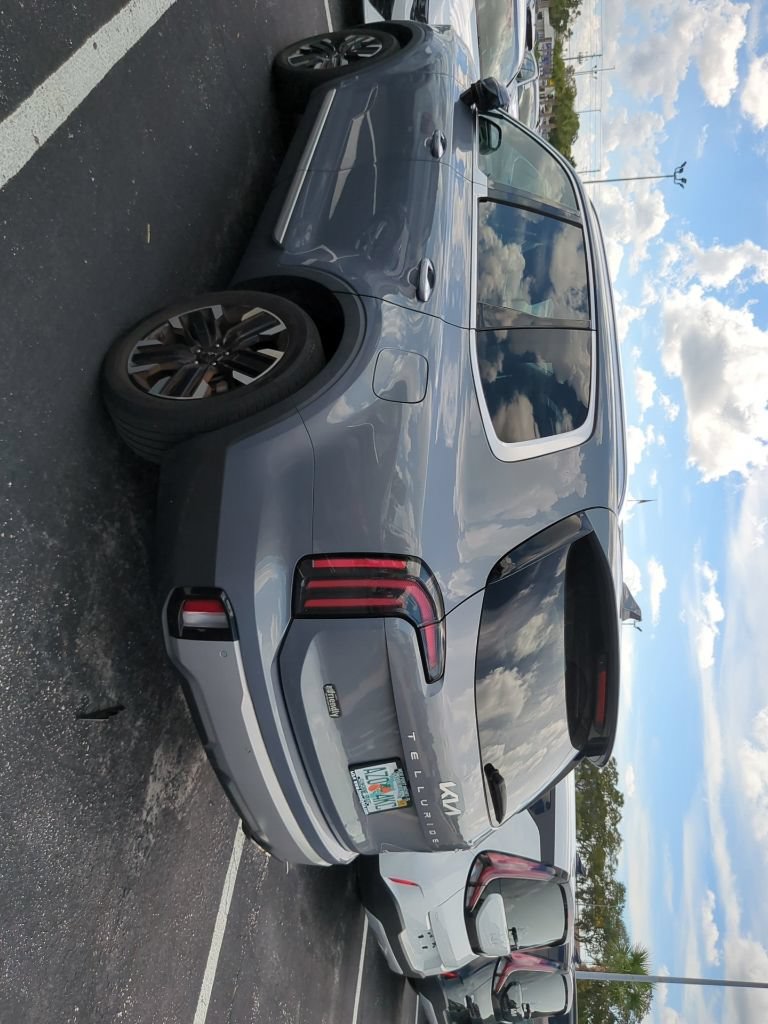 Certified 2023 Kia Telluride SX Prestige AWD/4WD image 8