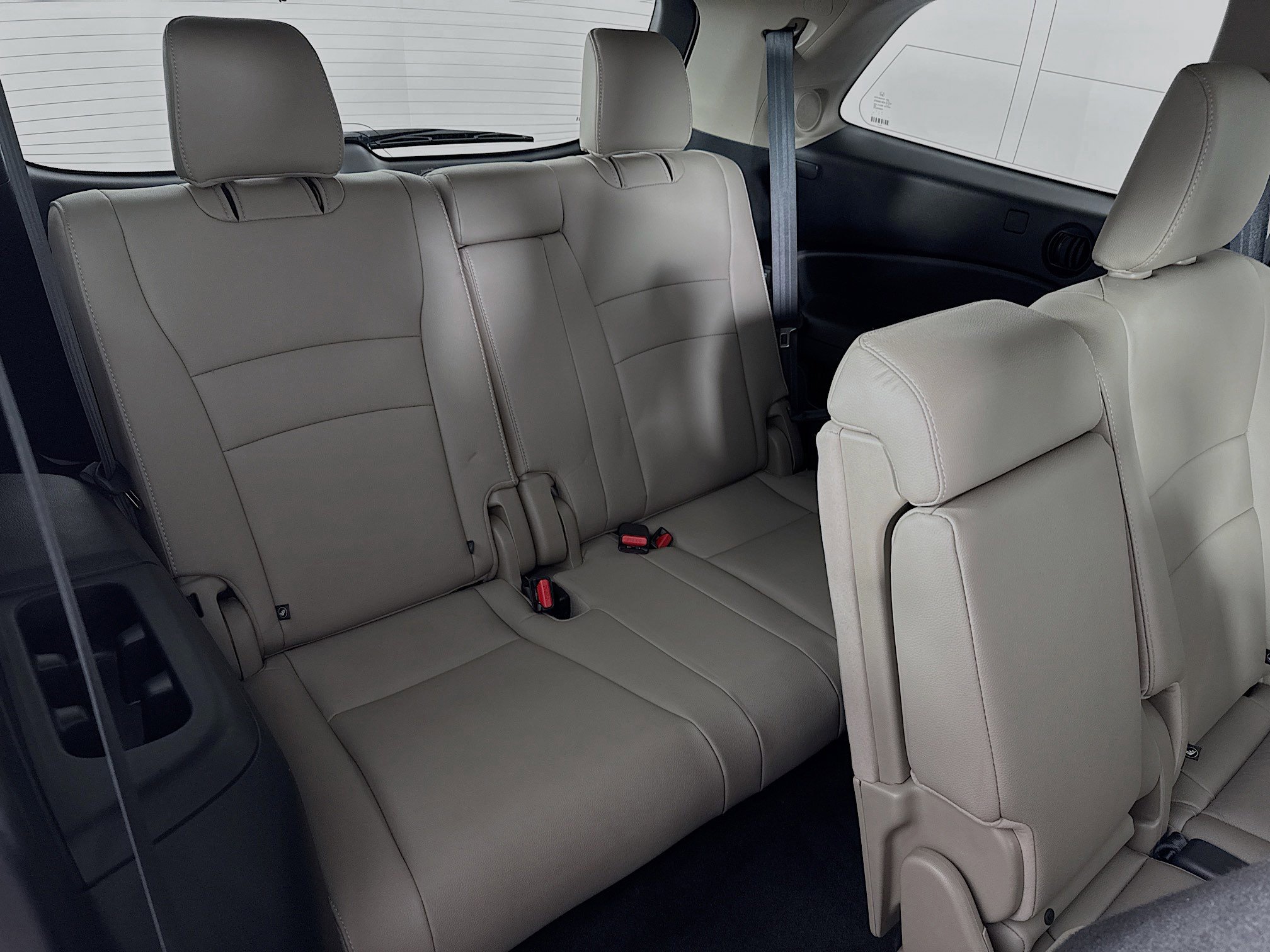 Certified 2018 Honda Pilot Touring image 29