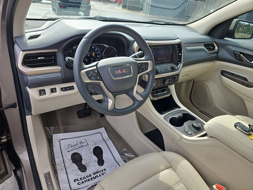 Used 2023 GMC Acadia Denali FWD image 21