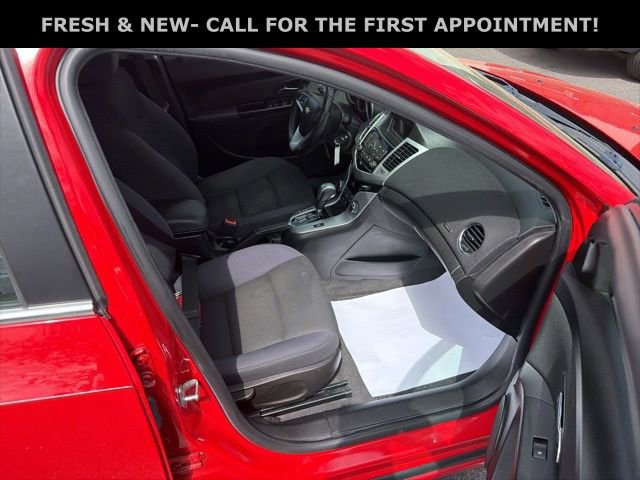 Used 2014 Chevrolet Cruze LT image 31