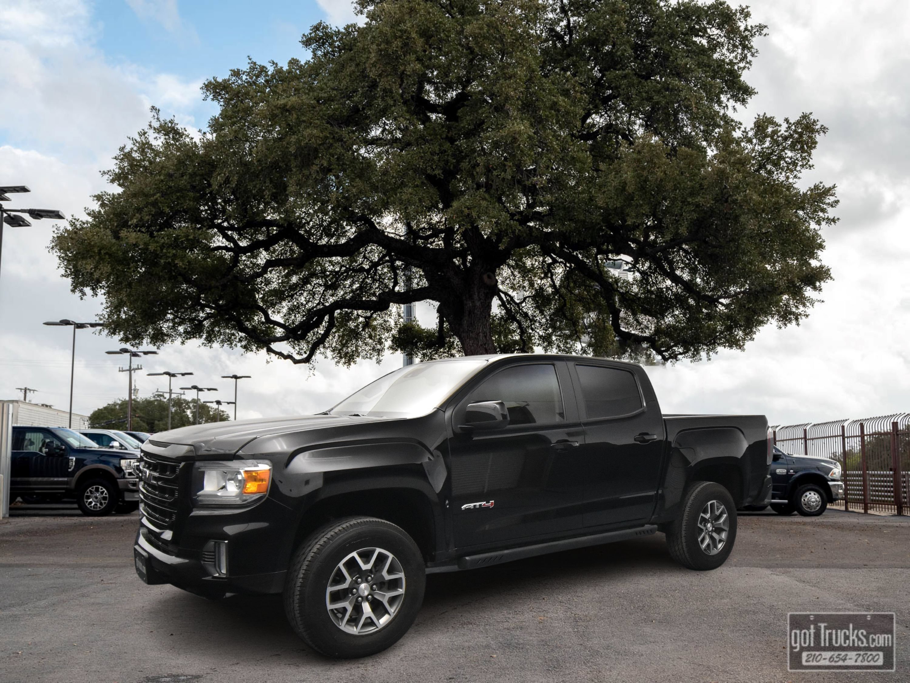 Used 2022 GMC Canyon AT4 w/ Driver Alert Package AWD/4WD image 1