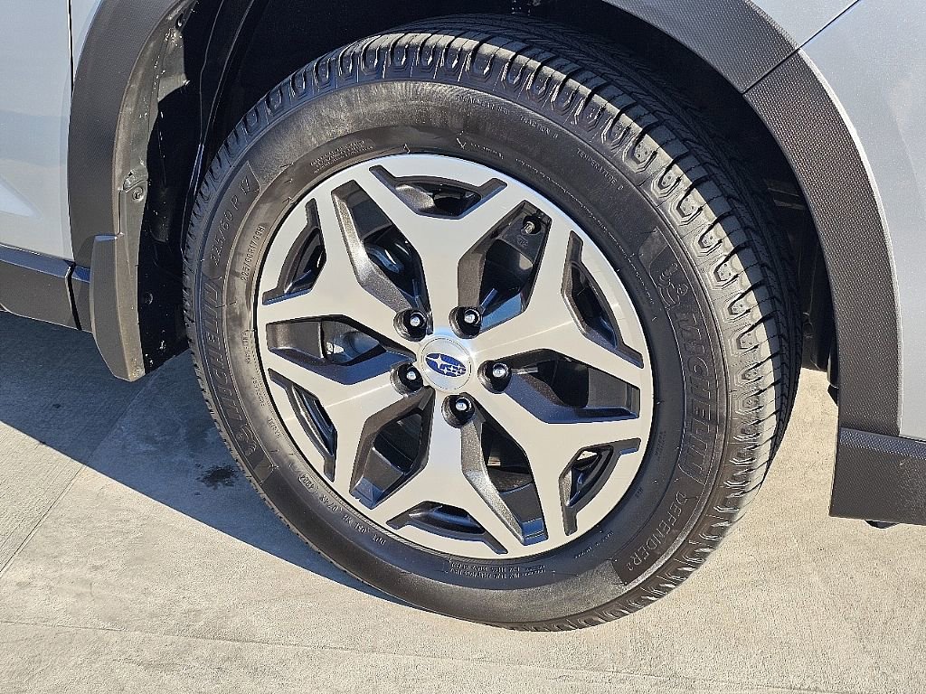 Used 2019 Subaru Forester Premium image 9