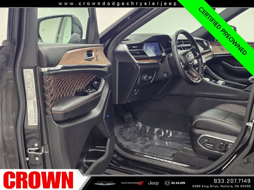 Certified 2023 Jeep Grand Cherokee Summit w/ Adv Protech Group IV AWD/4WD image 28