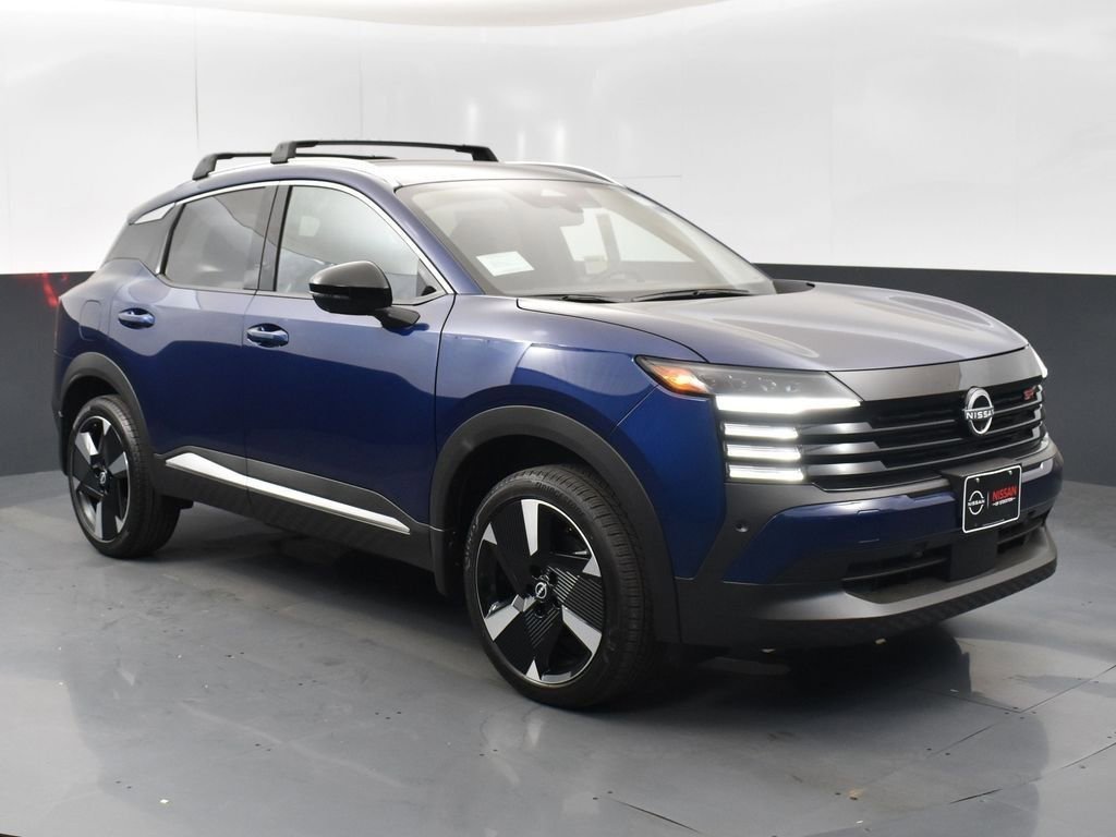 New 2026 Nissan Kicks SR w/ Cold Weather Package image 1