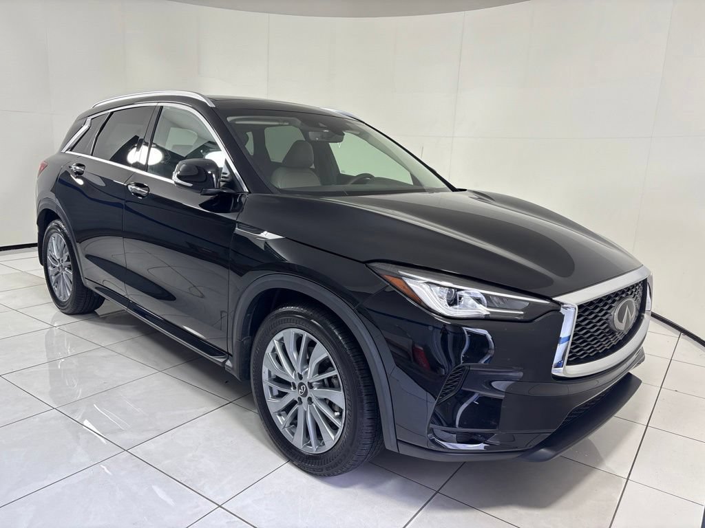 Used 2023 INFINITI QX50 Luxe FWD image 7