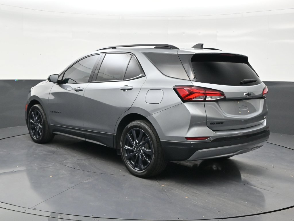 Used 2024 Chevrolet Equinox RS w/ RS Leather Package FWD image 3
