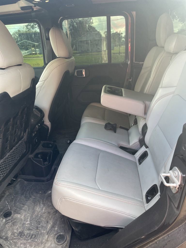 Used 2022 Jeep Gladiator Mojave w/ Cold Weather Group image 14