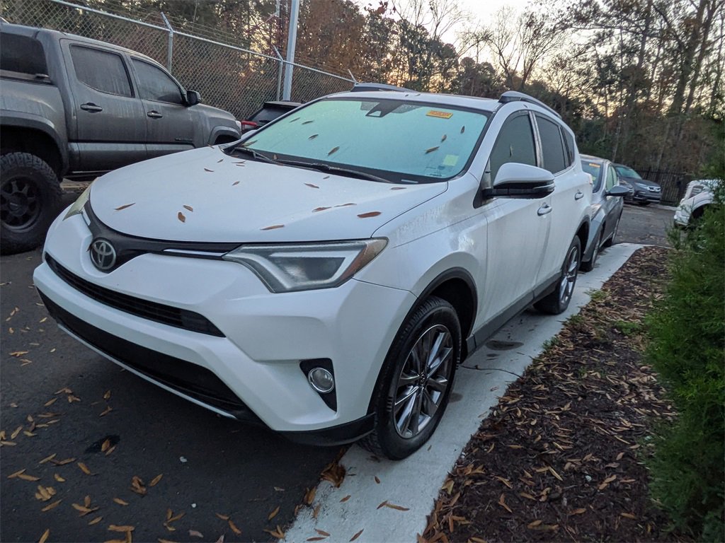 Used 2017 Toyota RAV4 Limited image 4