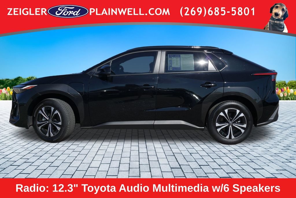Used 2024 Toyota bZ4X FWD image 2
