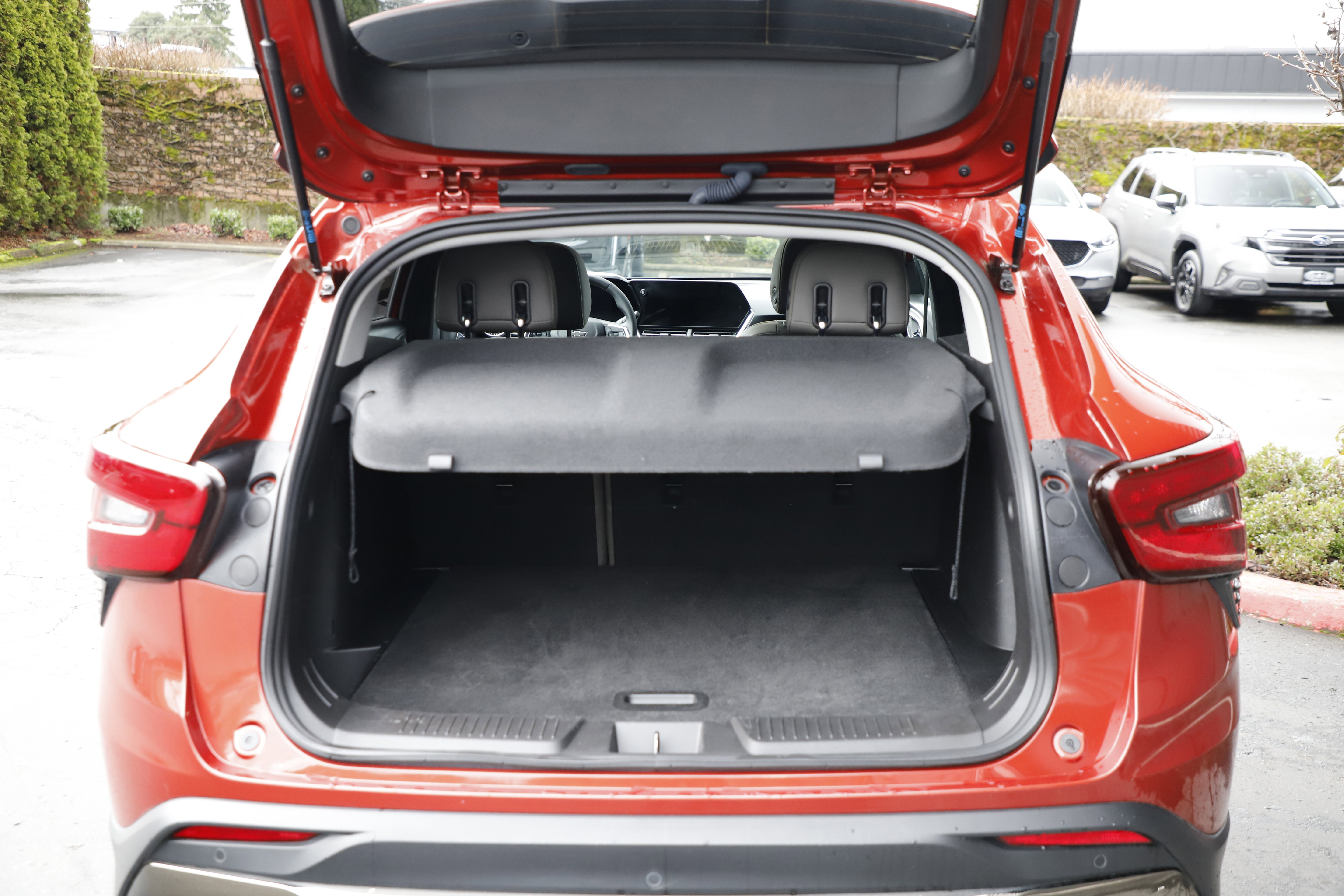 Used 2024 Chevrolet Trax ACTIV w/ Sunroof Package image 14