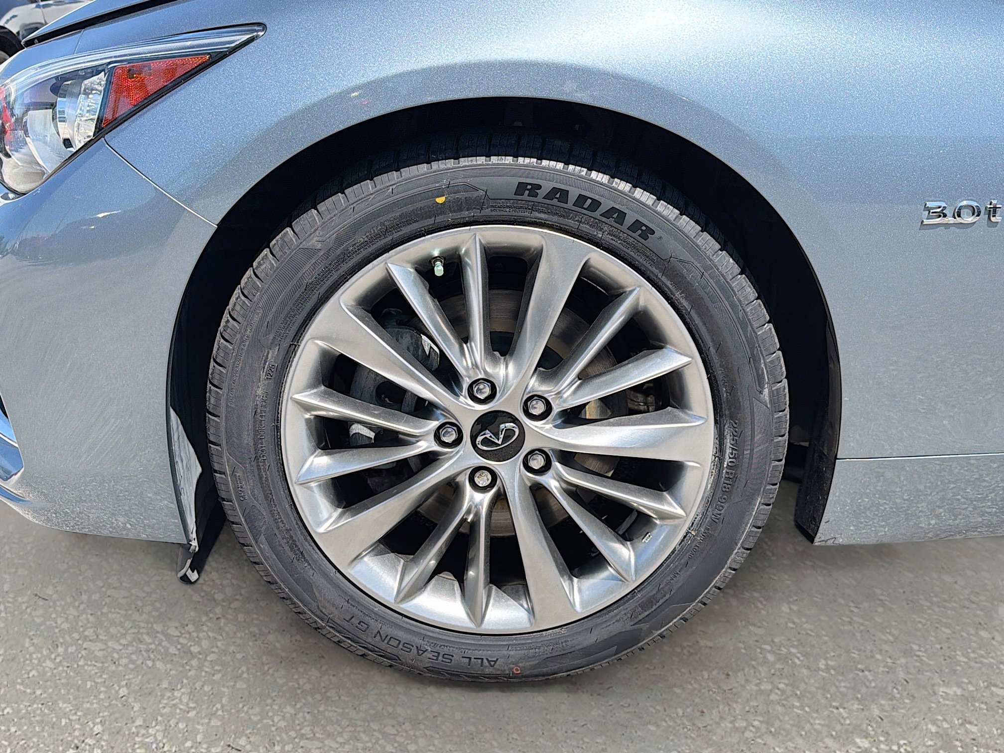 Used 2019 INFINITI Q50 Luxe w/ Essential Package (3.0T Luxe) image 40