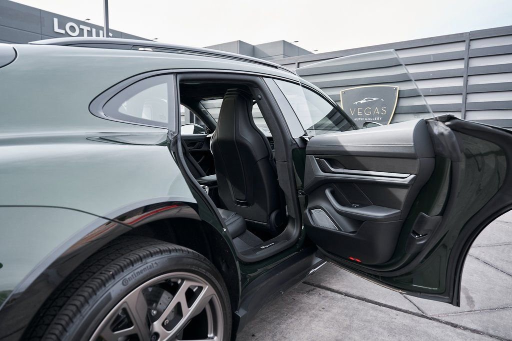 Used 2026 Porsche Taycan Turbo S AWD/4WD image 34