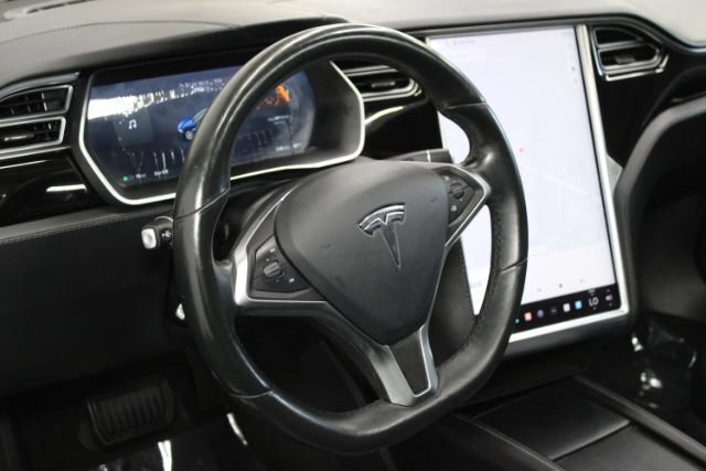 Used 2015 Tesla Model S 70D AWD/4WD image 16