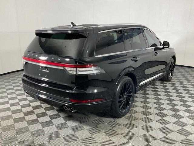 Used 2022 Lincoln Aviator Reserve w/ Equipment Group 201A AWD/4WD image 8