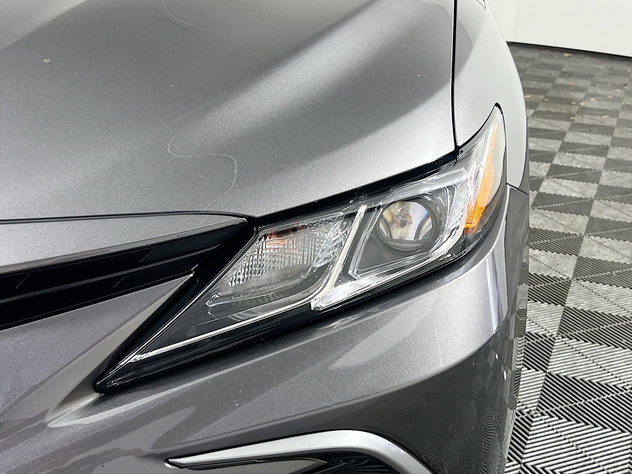 Used 2021 Toyota Camry LE w/ Carpet Mat Package (TMS) image 11