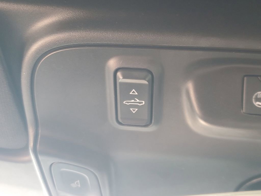 Used 2023 Chevrolet Camaro LT RWD image 29