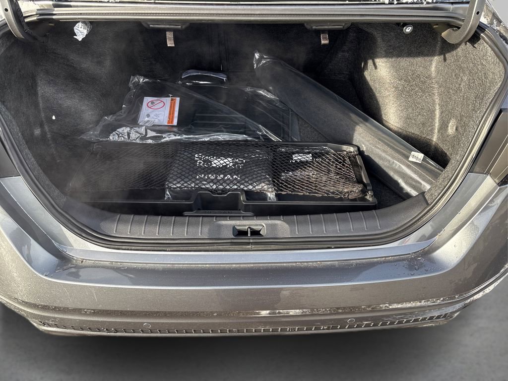 New 2025 Nissan Altima 2.5 SL image 11