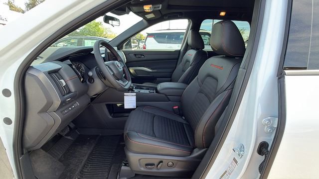New 2026 Nissan Pathfinder Rock Creek w/ Rock Creek Premium Package image 33
