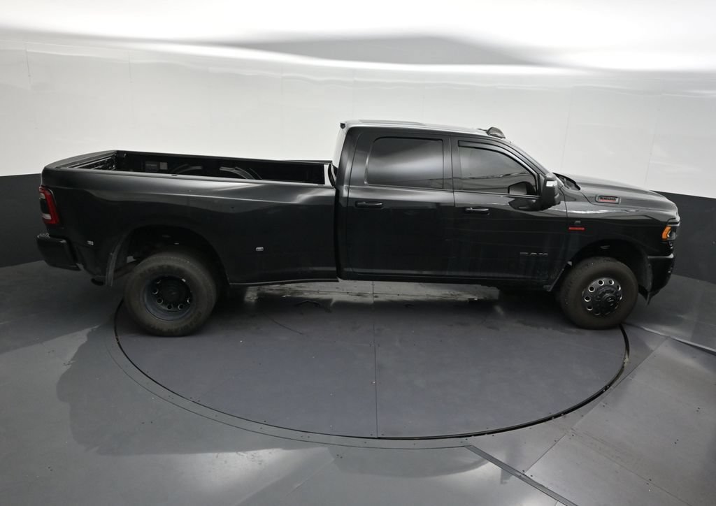 Used 2024 RAM 3500 Big Horn w/ Night Edition AWD/4WD image 20