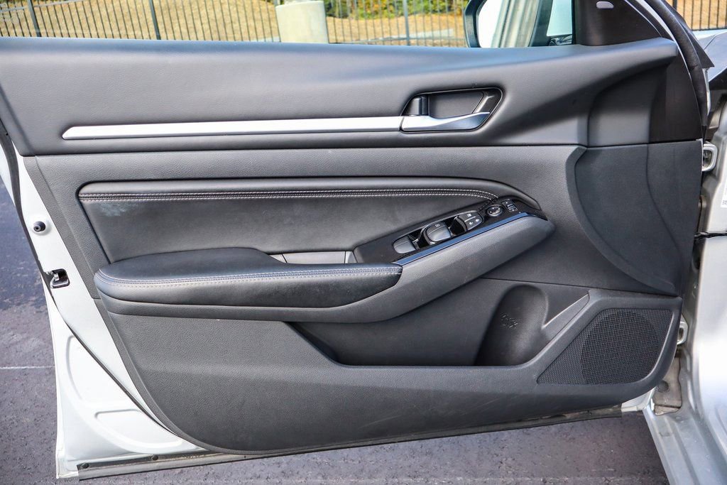 Used 2023 Nissan Altima 2.5 SL image 37