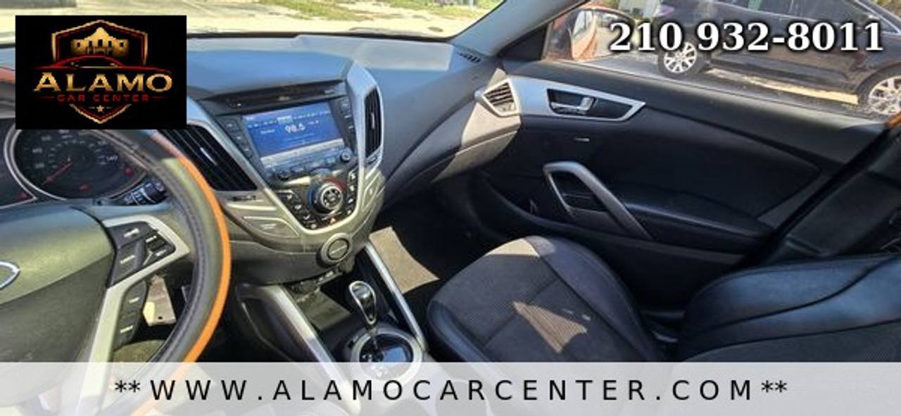 Used 2013 Hyundai Veloster w/ Style Pkg FWD image 39