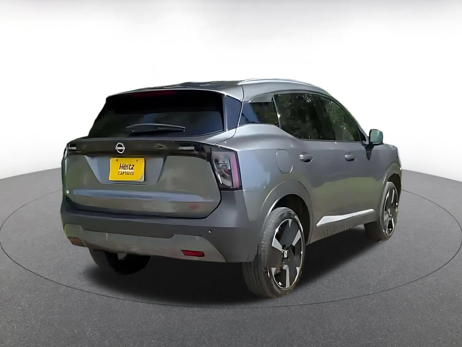 Used 2026 Nissan Kicks SR FWD image 12