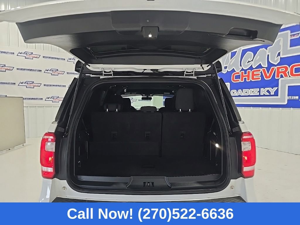 Used 2018 Ford Expedition XLT image 20