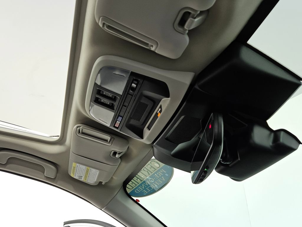 Certified 2025 Subaru Crosstrek 2.5i Limited w/ Crosstrek Mirror Package image 20