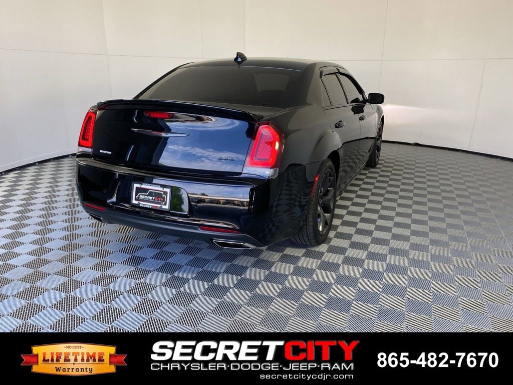 Used 2023 Chrysler 300 S w/ Comfort Group image 7