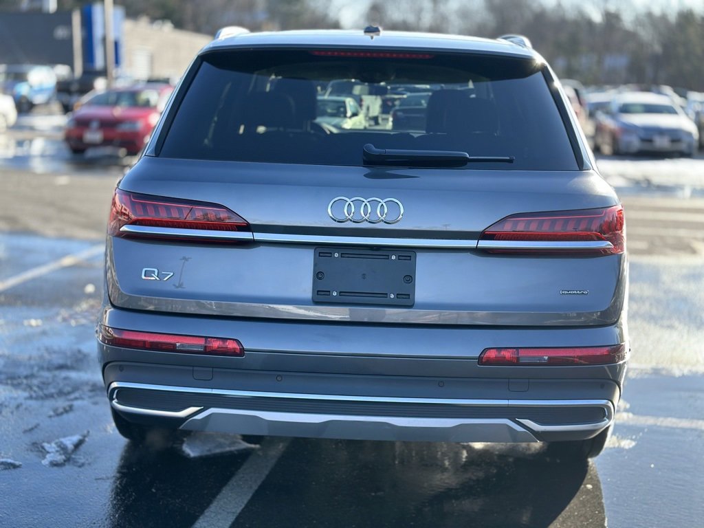Used 2023 Audi Q7 2.0T Premium w/ Convenience Package image 5