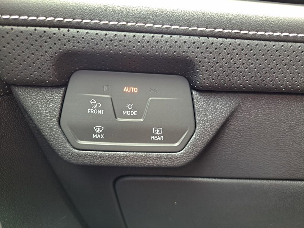 New 2026 Volkswagen Atlas Cross Sport SEL Premium R-Line image 15