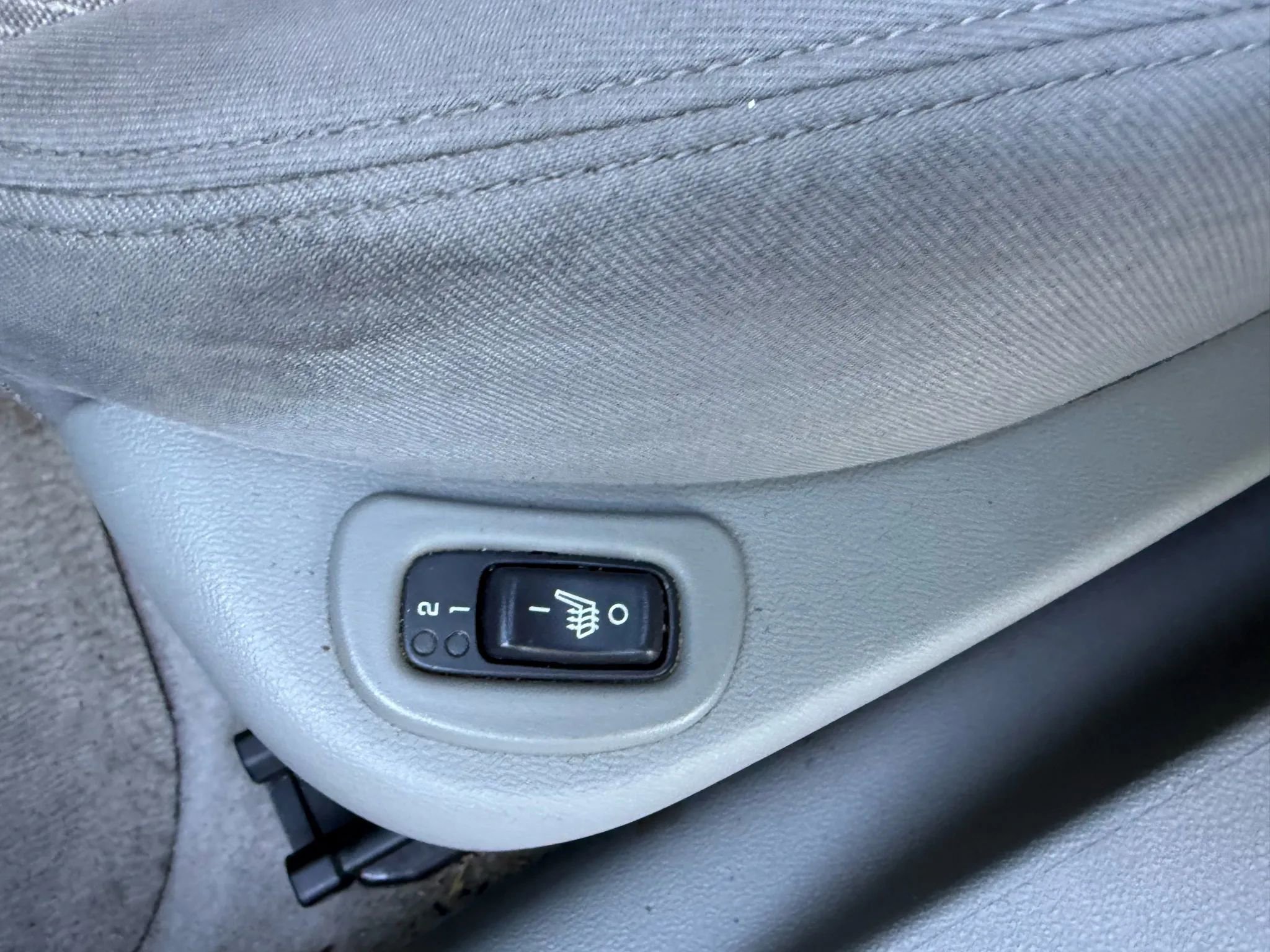 Used 2009 Saturn Aura XE w/ Convenience Package FWD image 13