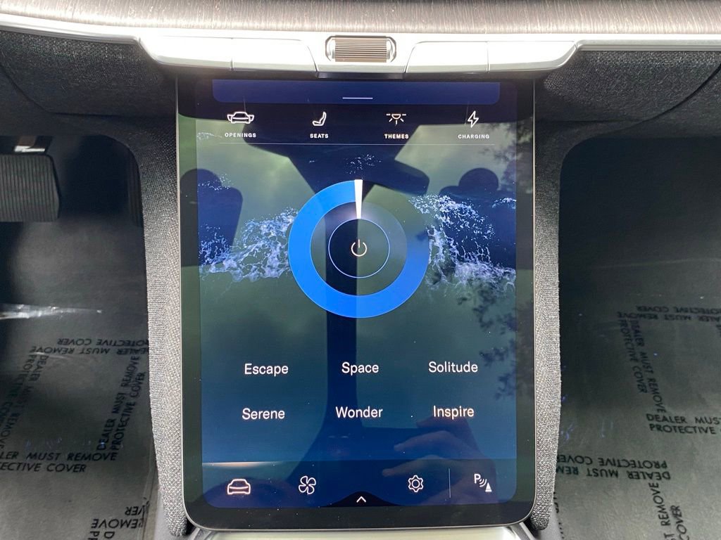 Used 2023 Lucid Air Touring image 32