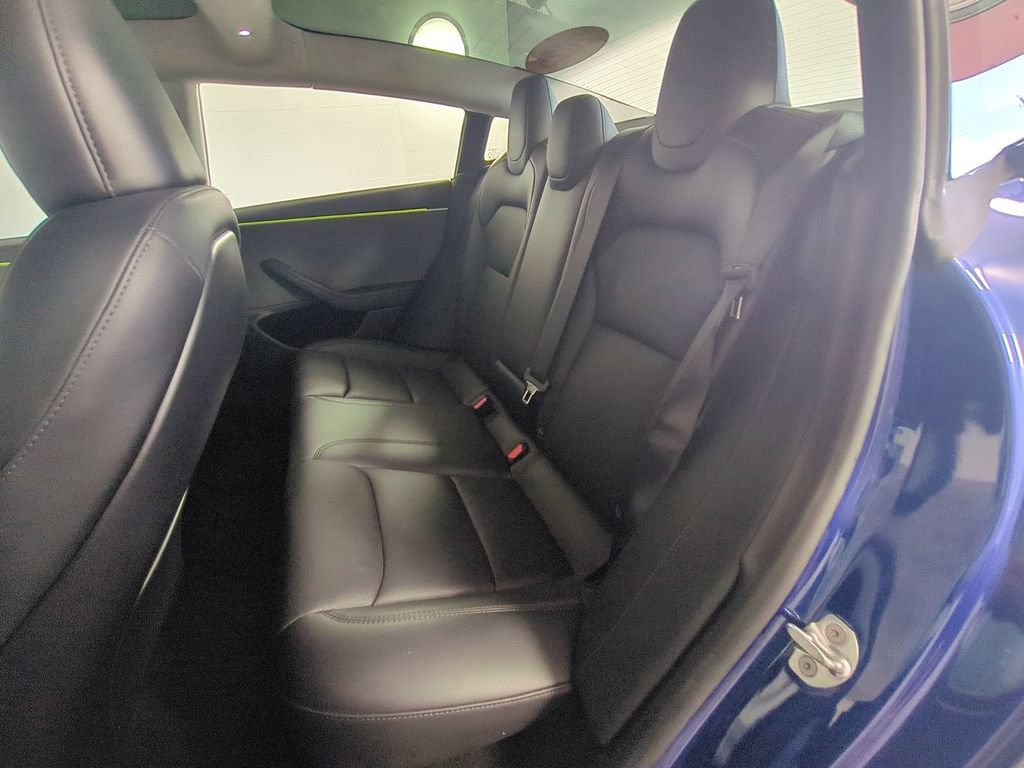 Used 2025 Tesla Model 3 Long Range RWD image 17