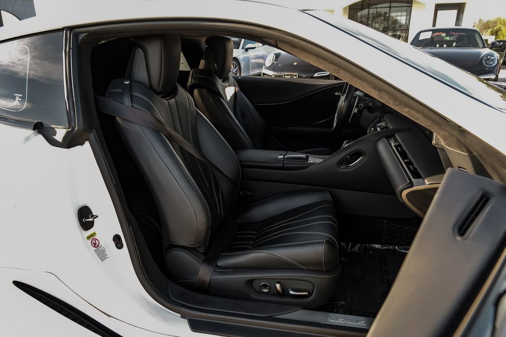 Used 2018 Lexus LC 500 Coupe w/ Touring Package image 41