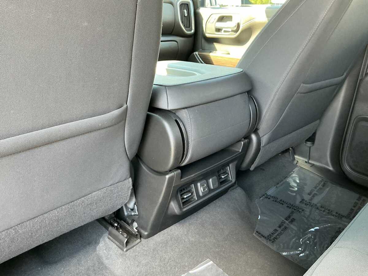 Used 2021 Chevrolet Silverado 1500 RST w/ Z71 Off-Road Package AWD/4WD image 26